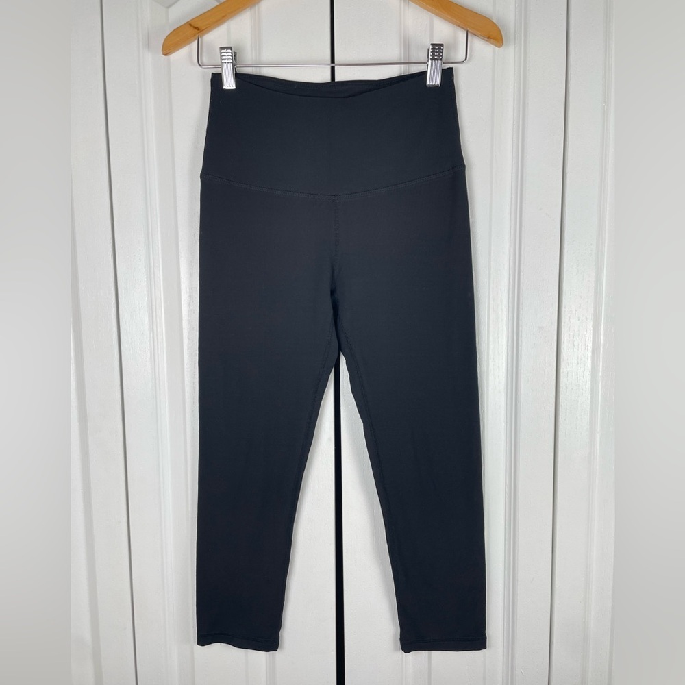 NWOT Gloria Vanderbilt Leggings Women’s S Black Skinny Capri High Rise Stretch